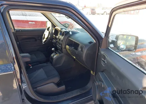 2015 Jeep Patriot Sport z USA, uszkodzony, nr VIN 1C4NJRBB6FD303193